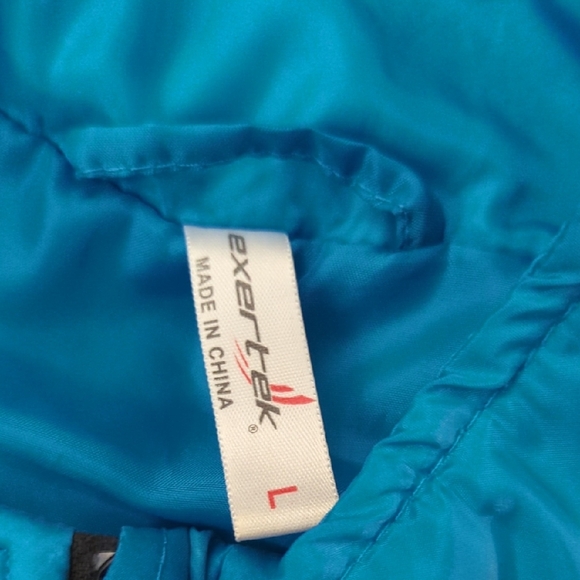 Exertek Quilted Blue and Black Athletic Vest - Picture 2 of 9